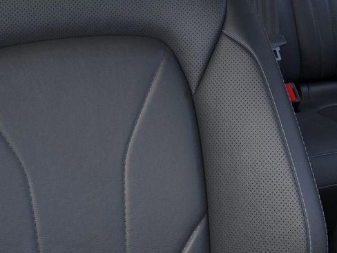 New 2025 Ford Escape SE w/ PHEV Premium Package FWD image 16