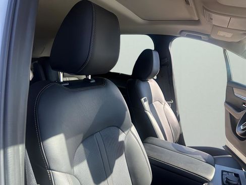 Used 2024 MAZDA CX-90 Plug-In Hybrid w/ Preferred image 15