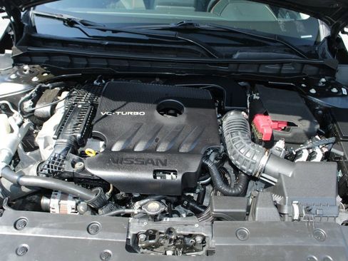 Used 2020 Nissan Altima 2.0 SR FWD image 33