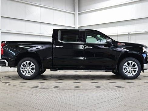 New 2026 Chevrolet Silverado 1500 LTZ w/ LTZ Premium Package AWD/4WD image 9