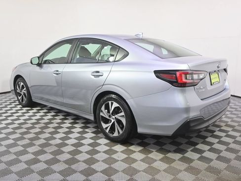 Used 2025 Subaru Legacy Premium AWD/4WD image 3