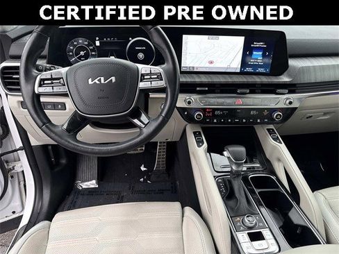 Used 2024 Kia Telluride SX Prestige image 18