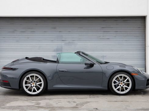 Certified 2025 Porsche 911 Carrera image 8