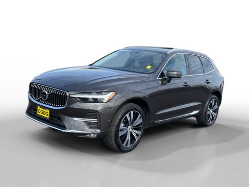 Used 2023 Volvo XC60 B5 Plus AWD/4WD image 1