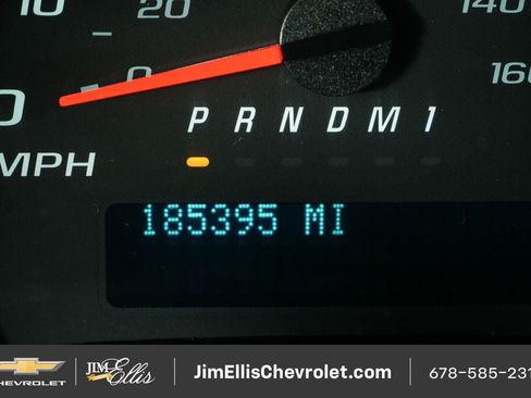 Used 2017 GMC Savana 2500 RWD image 8