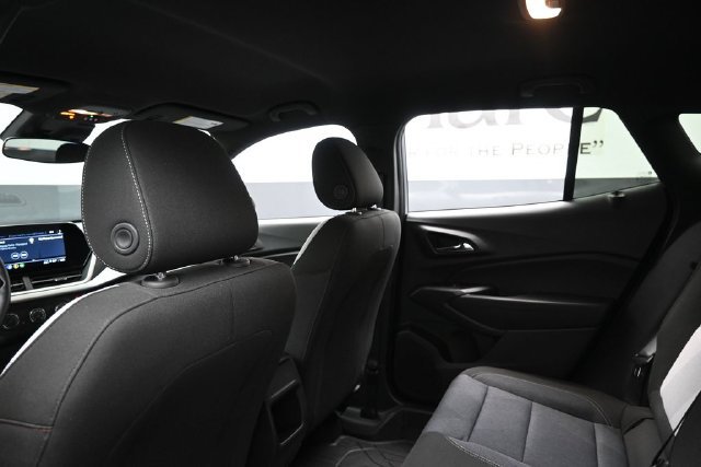 Used 2024 Chevrolet Trax RS w/ Driver Confidence Package FWD image 24