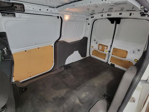 Used 2019 Ford Transit Connect XL FWD image 21