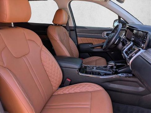 Used 2022 Kia Sorento SX Prestige w/ Rust Color Package AWD/4WD image 23