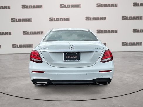 Used 2019 Mercedes-Benz E 300 4MATIC image 4