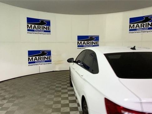 Used 2023 Volkswagen Jetta Sport image 9