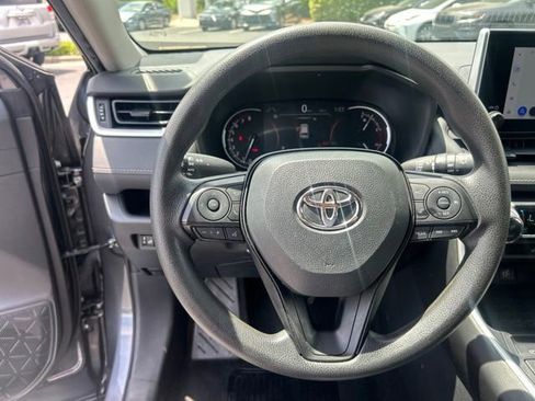 Used 2024 Toyota RAV4 XLE AWD/4WD image 21