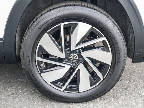 Used 2024 Volkswagen Atlas SE image 10