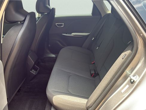 Used 2025 Kia K4 FWD image 23