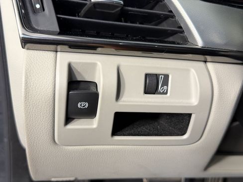 Used 2017 Cadillac CTS Luxury RWD image 18