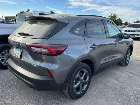 Used 2025 Ford Escape ST-Line Select AWD/4WD image 5