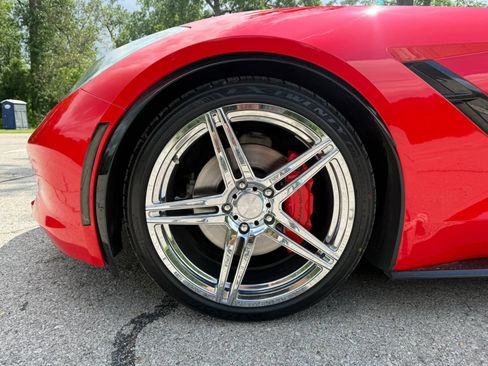 Used 2016 Chevrolet Corvette Stingray Coupe w/ Carbon Flash Badge Package RWD image 9