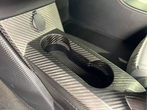 Used 2015 McLaren P1 image 30