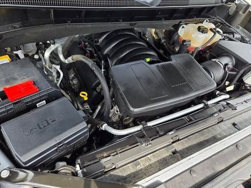 Used 2024 Chevrolet Silverado 1500 LT RWD image 21