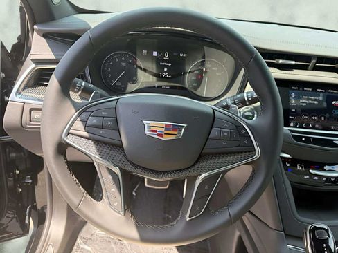 Used 2026 Cadillac XT5 Sportv AWD/4WD image 13