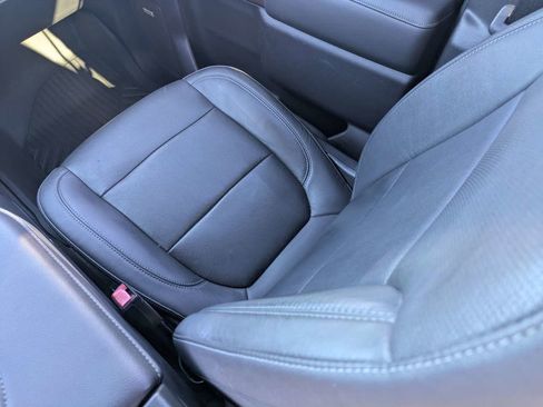 Used 2020 GMC Sierra 1500 SLT w/ SLT Premium Plus Package RWD image 17