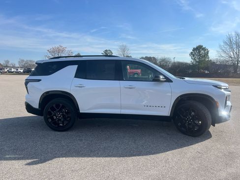 New 2026 Chevrolet Traverse RS w/ LPO, Illumination Package image 10