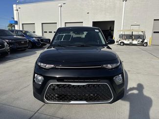 Used 2022 Kia Soul LX w/ Technology Package FWD video 2