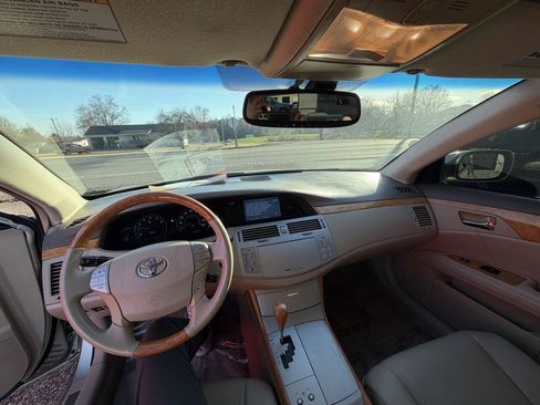 Used 2007 Toyota Avalon Limited FWD image 13