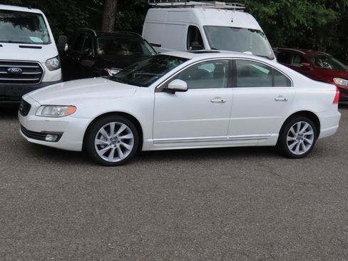 Used 2015 Volvo S80 T6 w/ Convenience Package AWD/4WD image 2