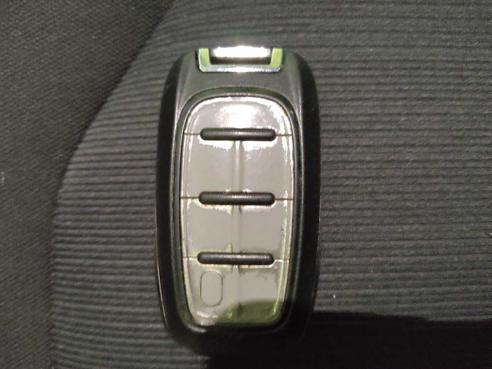 Used 2022 Chrysler Voyager LX FWD image 32
