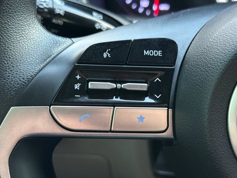 Used 2022 Hyundai Tucson SE image 27