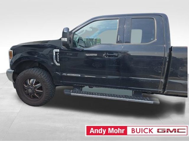 Used 2018 Ford F350 Lariat w/ FX4 Off-Road Package AWD/4WD image 6