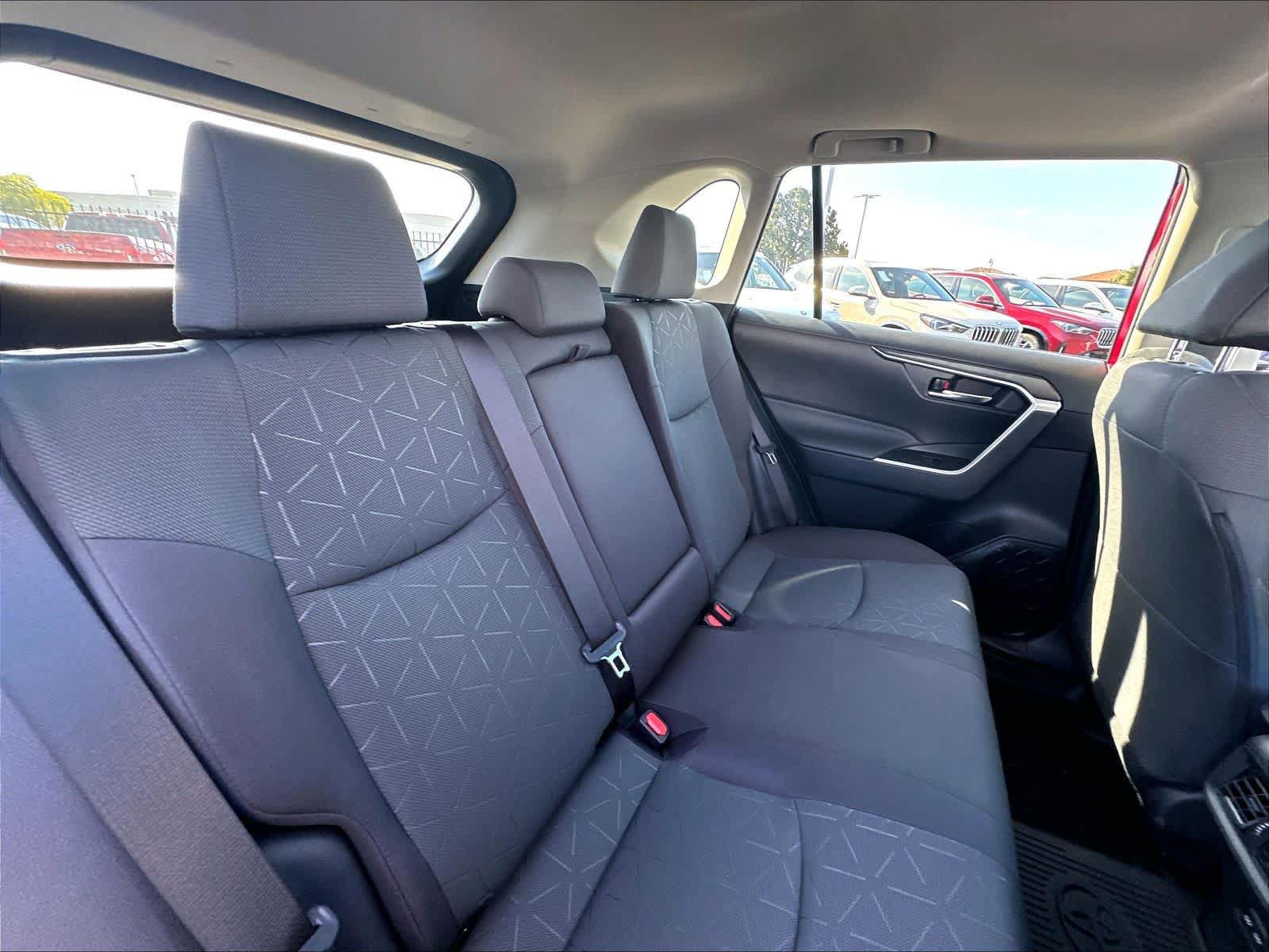 Used 2024 Toyota RAV4 XLE w/ Convenience Package AWD/4WD image 26