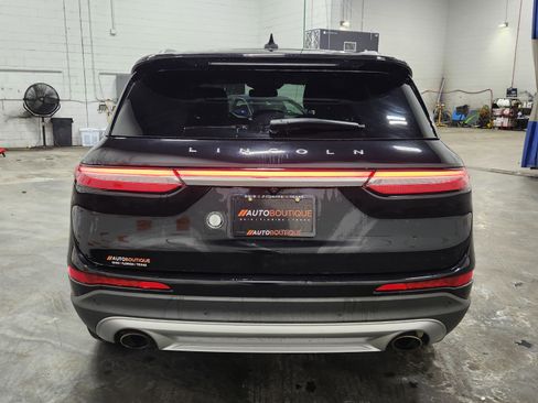 Used 2021 Lincoln Corsair AWD w/ Premium Package image 18