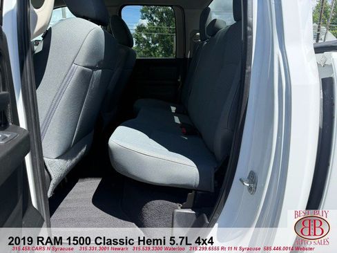 Used 2019 RAM 1500 Express w/ Express Value Package AWD/4WD image 10