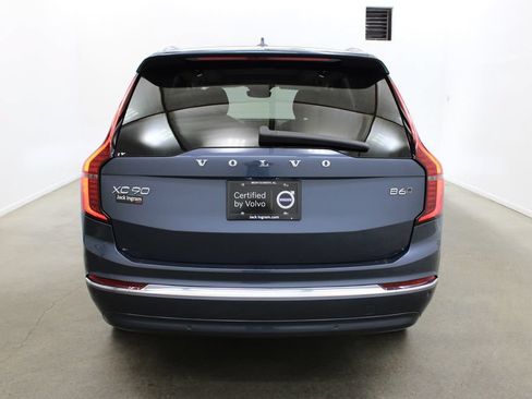 Certified 2025 Volvo XC90 B6 Plus AWD/4WD image 4