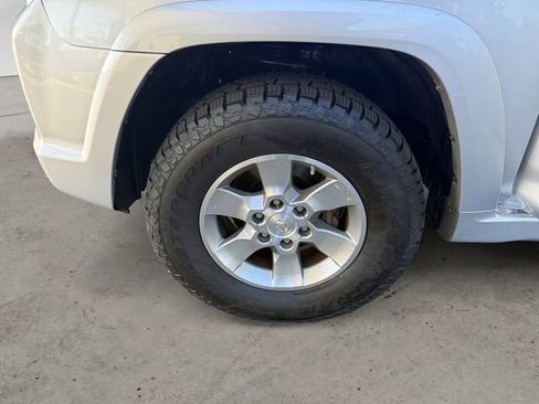 Used 2010 Toyota 4Runner SR5 AWD/4WD image 14
