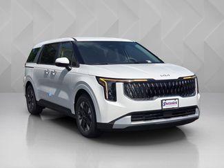 New 2026 Kia Carnival LXS video 2