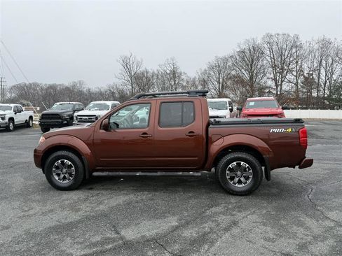 Used 2016 Nissan Frontier PRO-4X w/ Pro-4x Luxury Package image 8
