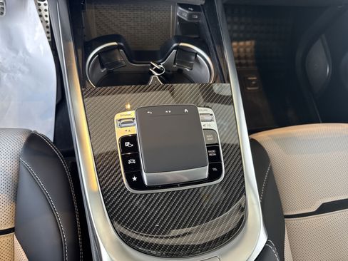 Used 2025 Mercedes-Benz G 63 AMG 4MATIC image 21