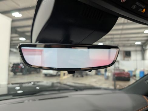 Used 2025 GMC Sierra 2500 AT4 w/ AT4 Premium Plus Package image 29