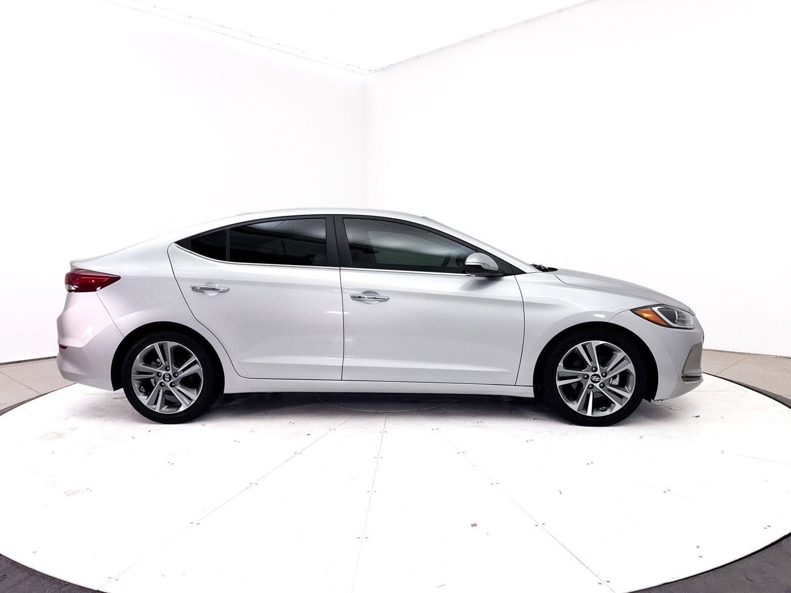 Used 2017 Hyundai Elantra Limited FWD image 39