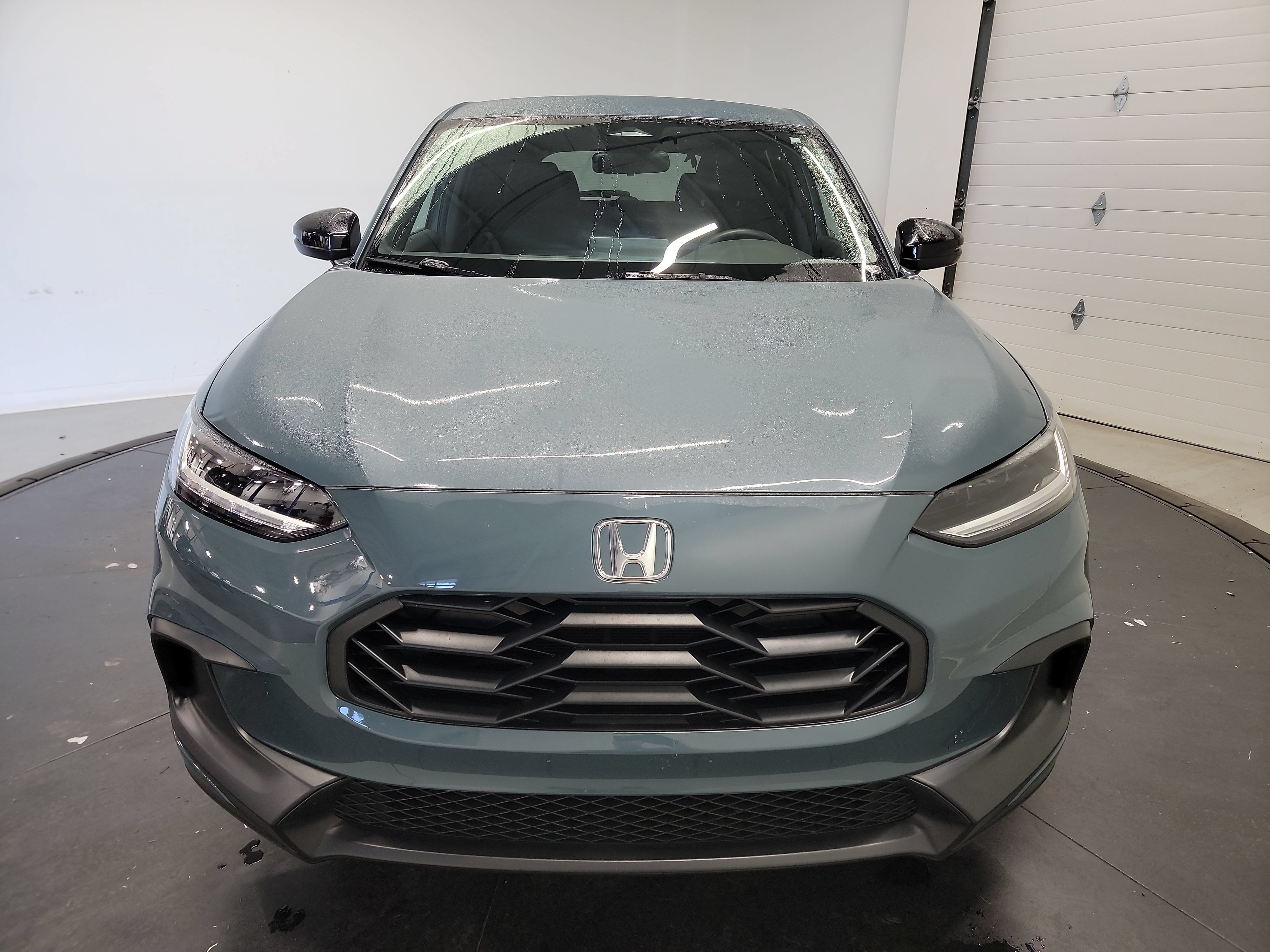 Used 2024 Honda HR-V Sport image 2