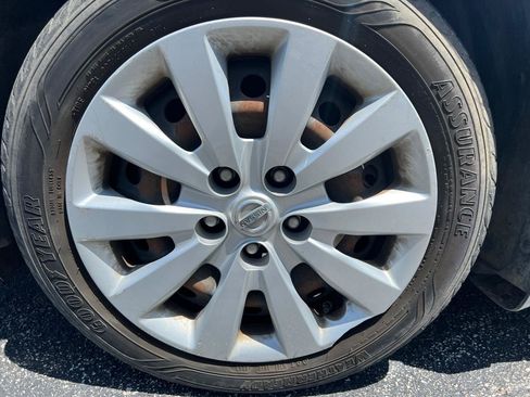 Used 2013 Nissan Sentra SV w/ Driver Pkg FWD image 11