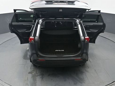 Used 2023 Toyota RAV4 LE AWD/4WD image 46