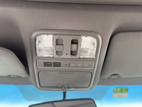 Used 2012 Honda Pilot EX-L image 17