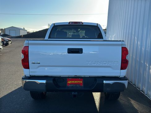 Certified 2019 Toyota Tundra SR5 w/ SR5 Upgrade Package image 6