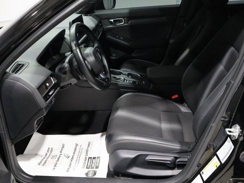 Used 2023 Honda Civic Sport image 8
