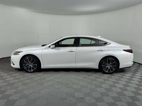 Used 2024 Lexus ES 350 w/ Premium Package FWD image 11