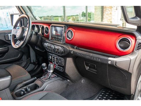 Used 2021 Jeep Wrangler Unlimited Rubicon AWD/4WD image 13