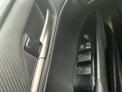 Used 2025 Toyota Camry SE FWD image 17